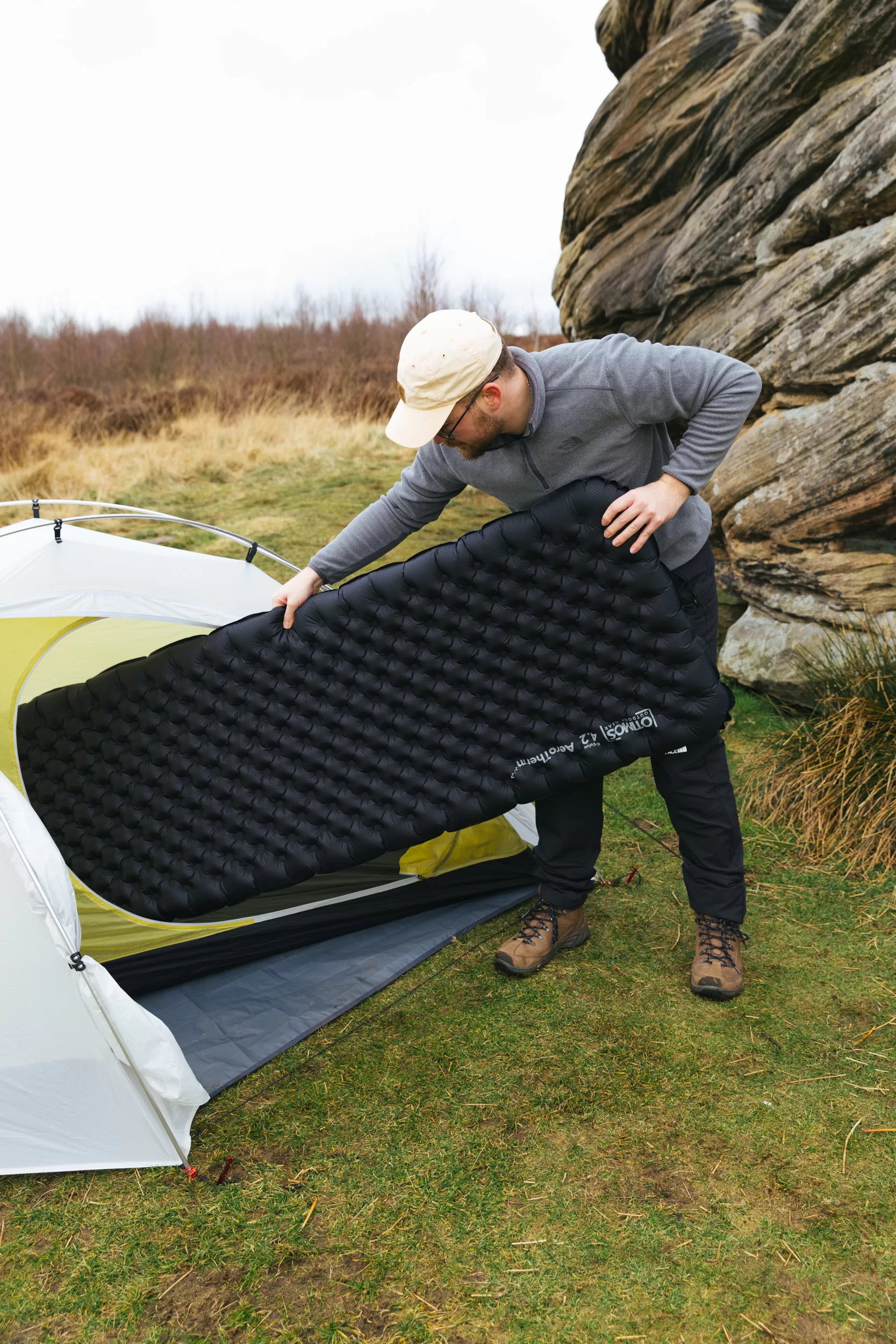 Otimos AeroTherm 4.2R Insulated Sleeping Pad - Wide/Long - Image 5